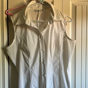 Ricki’s Collared Short